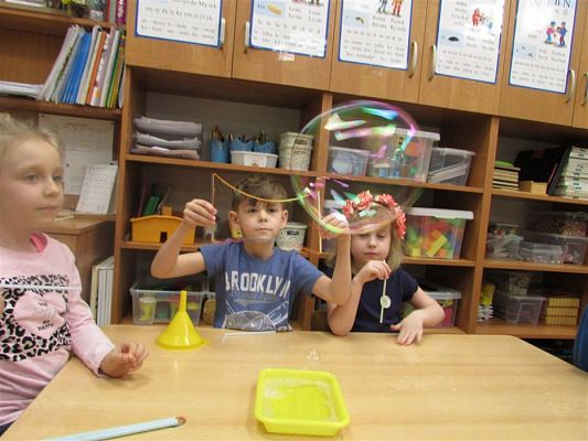 Grafika #45: Fotorelacja z Klubu Małego Odkrywcy