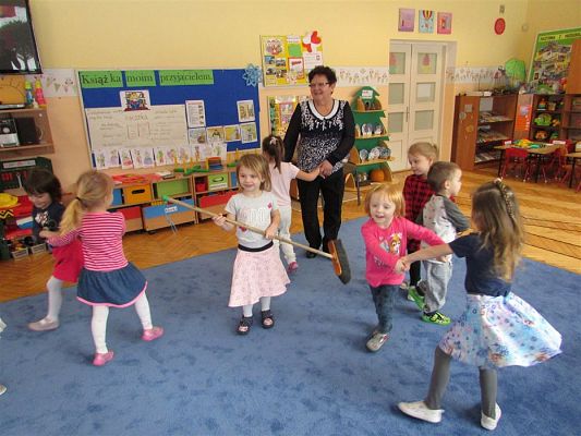 Grafika #7: 01.02.2019 Tak bawili się nasi Dziadkowie