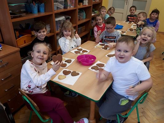 Grafika #0: Tajemnica ciasteczek- Pieczemy ciasteczka na Dzień Babci i Dziadka