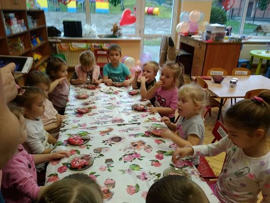 Grafika #16: Tajemnica ciasteczek- Pieczemy ciasteczka na Dzień Babci i Dziadka