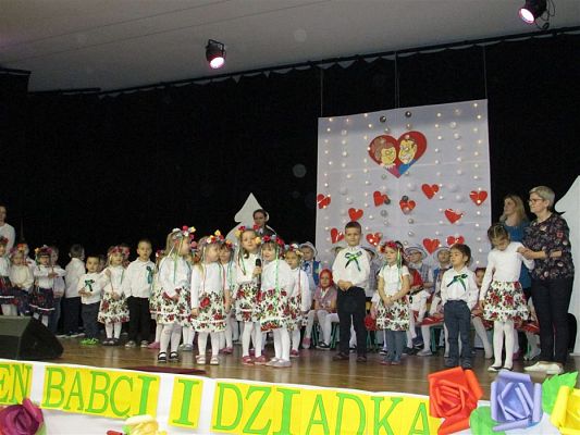 Grafika #4: 22.01.2019 Dzień Babci i Dziadka