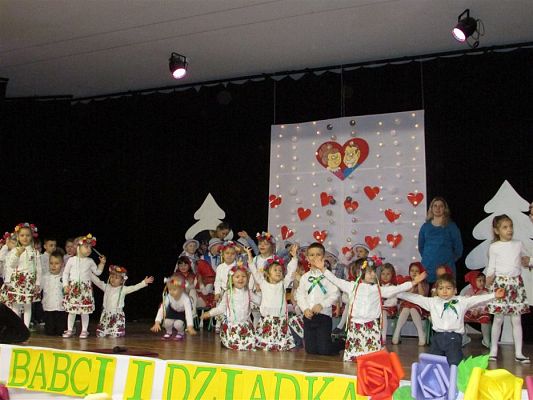 Grafika #18: 22.01.2019 Dzień Babci i Dziadka