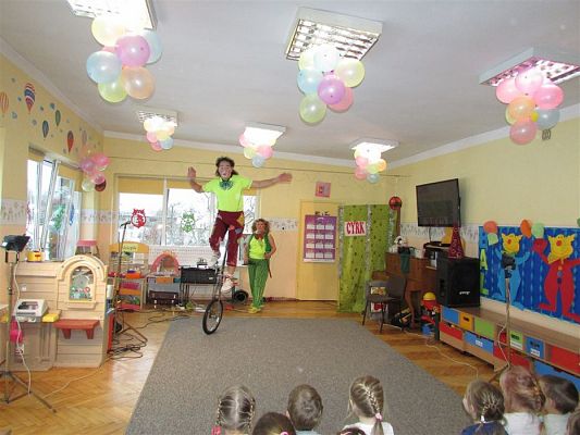 Grafika #90: 21.01.2019 Występy cyrkowców w przedszkolu