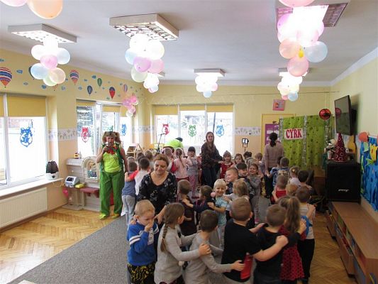 Grafika #98: 21.01.2019 Występy cyrkowców w przedszkolu