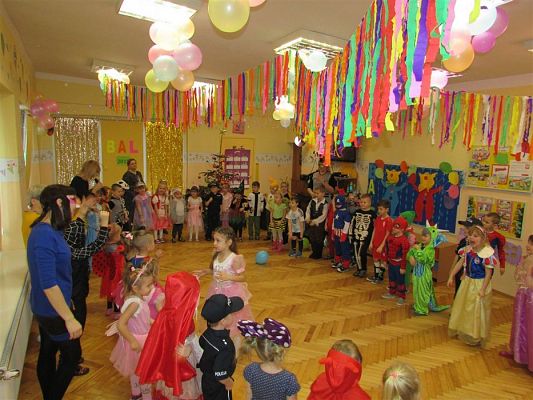 Grafika #17: 18.01.2019 Zabawa karnawałowa z Mikołajem