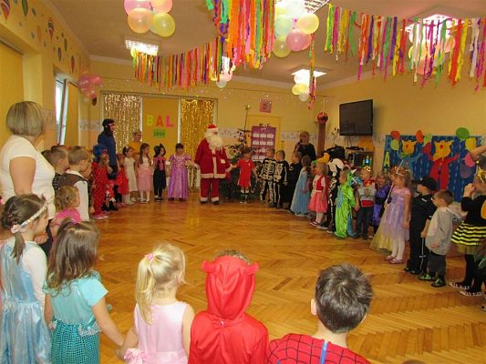 Grafika #30: 18.01.2019 Zabawa karnawałowa z Mikołajem