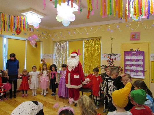 Grafika #33: 18.01.2019 Zabawa karnawałowa z Mikołajem