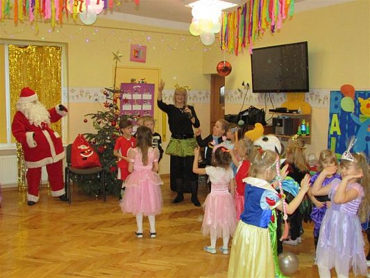 Grafika #37: 18.01.2019 Zabawa karnawałowa z Mikołajem