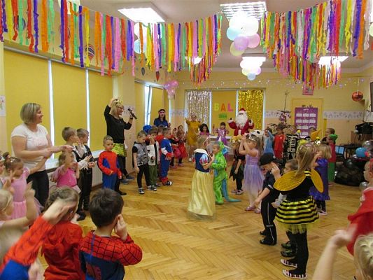 Grafika #38: 18.01.2019 Zabawa karnawałowa z Mikołajem