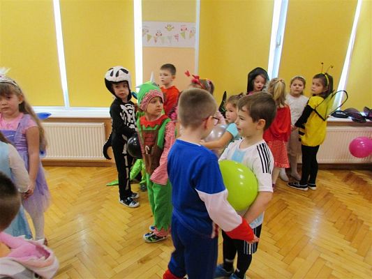 Grafika #44: 18.01.2019 Zabawa karnawałowa z Mikołajem