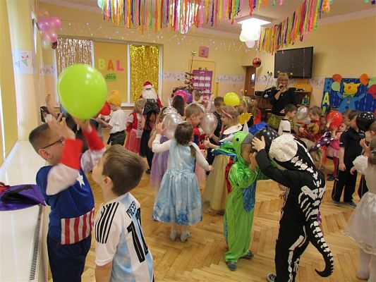 Grafika #55: 18.01.2019 Zabawa karnawałowa z Mikołajem