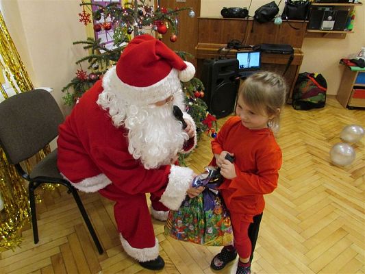 Grafika #87: 18.01.2019 Zabawa karnawałowa z Mikołajem