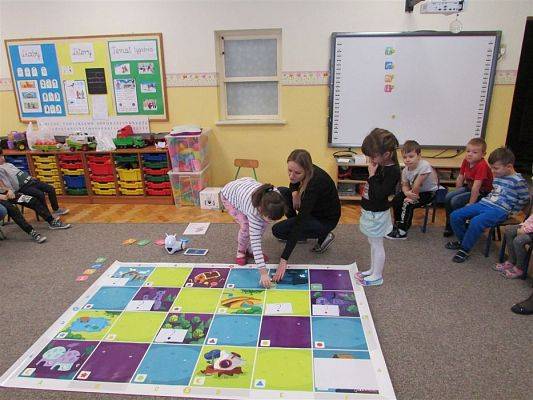 Grafika #3: 04.01.2019 Zajęcia z kodowania z robotem edukacyjnym