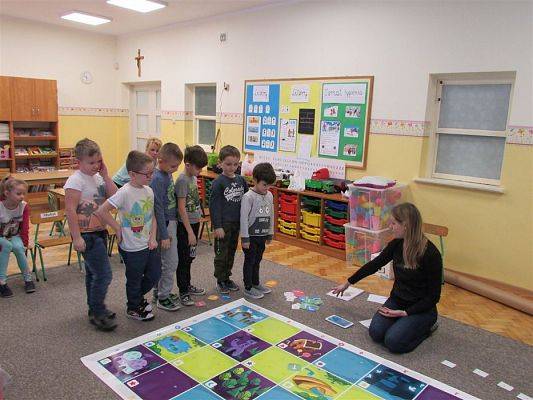 Grafika #17: 04.01.2019 Zajęcia z kodowania z robotem edukacyjnym