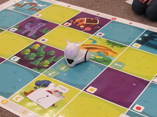 Grafika #21: 04.01.2019 Zajęcia z kodowania z robotem edukacyjnym