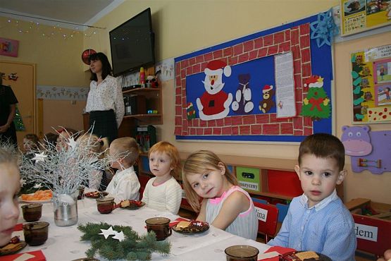 Grafika #6: 21.12.2018 Wigilia w przedszkolu