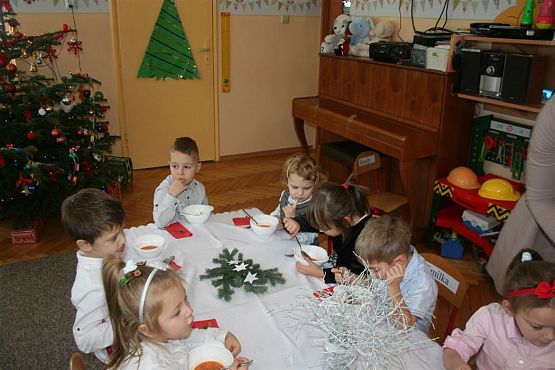 Grafika #36: 21.12.2018 Wigilia w przedszkolu