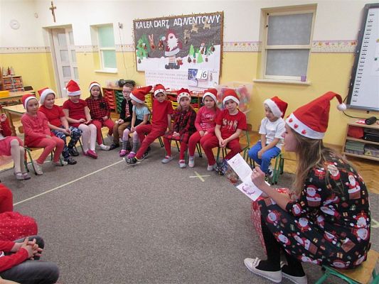 Grafika #33: 06.12.2018 Mikołajki