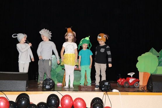 Grafika #6: 19.11.2018 Występ dzieci z gr.III na Konferencji "Stop przemocy"