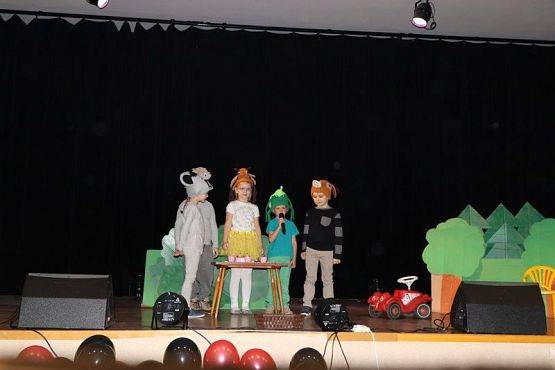 Grafika #9: 19.11.2018 Występ dzieci z gr.III na Konferencji "Stop przemocy"