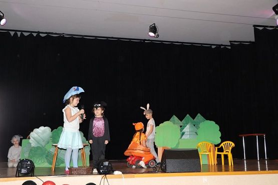 Grafika #13: 19.11.2018 Występ dzieci z gr.III na Konferencji "Stop przemocy"