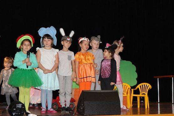 Grafika #18: 19.11.2018 Występ dzieci z gr.III na Konferencji "Stop przemocy"