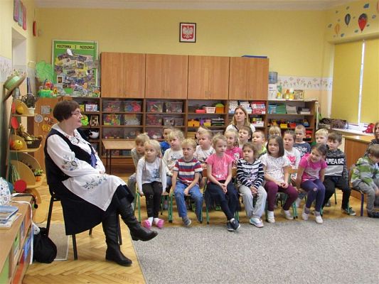 Grafika #12: 14.11.2018 Zajęcia edukacyjne - "Spotkanie z Kaszubami"