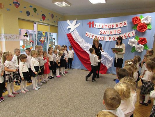 Grafika #4: Wręczenie nagród w konkursie plastycznym "Wolna Ojczyzna"