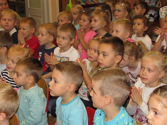 Grafika #9: 24.10.2018 "Lulek i Pulek w teatrze"