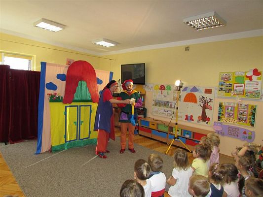 Grafika #13: 24.10.2018 "Lulek i Pulek w teatrze"