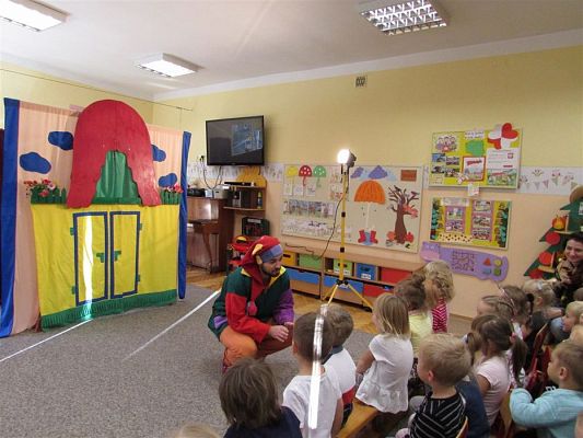 Grafika #15: 24.10.2018 "Lulek i Pulek w teatrze"