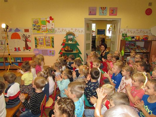 Grafika #28: 24.10.2018 "Lulek i Pulek w teatrze"