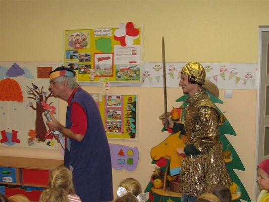 Grafika #45: 24.10.2018 "Lulek i Pulek w teatrze"