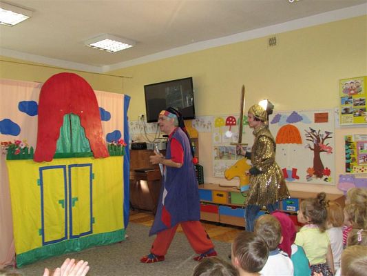 Grafika #46: 24.10.2018 "Lulek i Pulek w teatrze"