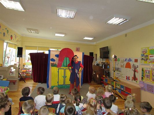 Grafika #53: 24.10.2018 "Lulek i Pulek w teatrze"