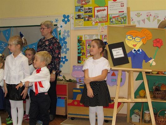 Grafika #31: 11.10.2018 Dzień Edukacji Narodowej w naszym przedszkolu