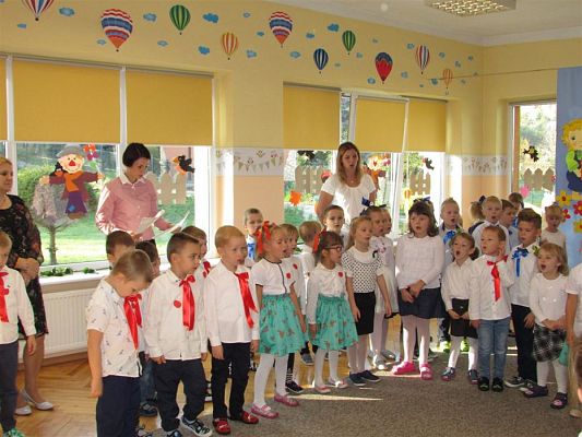 Grafika #37: 11.10.2018 Dzień Edukacji Narodowej w naszym przedszkolu