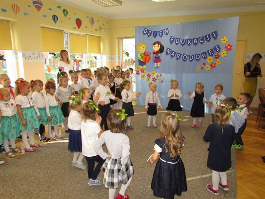 Grafika #41: 11.10.2018 Dzień Edukacji Narodowej w naszym przedszkolu