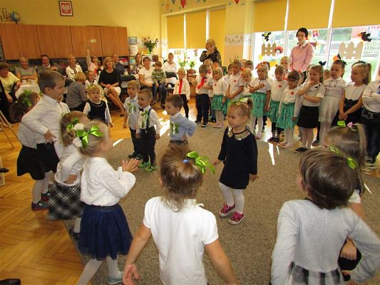 Grafika #42: 11.10.2018 Dzień Edukacji Narodowej w naszym przedszkolu
