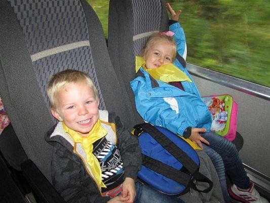 Grafika #3: 28.09.2018 Wyjazd do Teatru "Tęcza" w Słupsku na przedstawienie pt."Masza i Niedźwiedź"