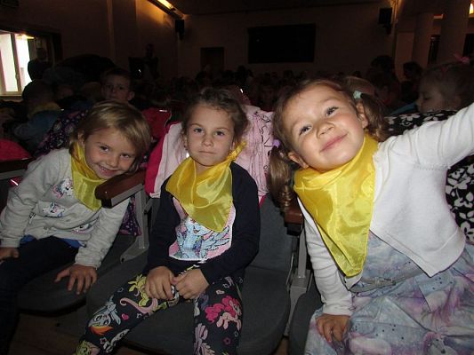 Grafika #18: 28.09.2018 Wyjazd do Teatru "Tęcza" w Słupsku na przedstawienie pt."Masza i Niedźwiedź"