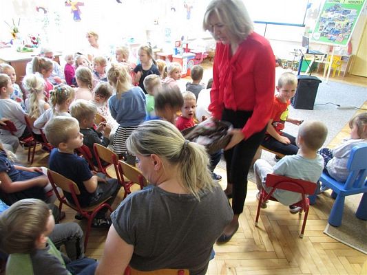 Grafika #17: 26.09.2018 Podsumowanie ogólnopolskiego projektu "Pocztówka z przedszkola"