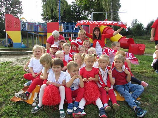 Grafika #4: 20.09.2018 "Piękna Nasza Polska Cała" - konkurencje sportowe pn."Biało-czerwoni"