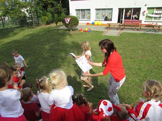 Grafika #47: 20.09.2018 "Piękna Nasza Polska Cała" - konkurencje sportowe pn."Biało-czerwoni"
