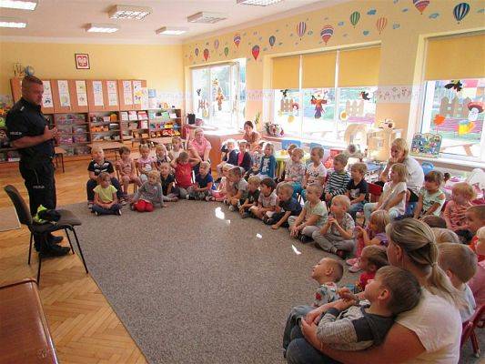 Grafika #4: 19.09.2018 Spotkanie z policjantem