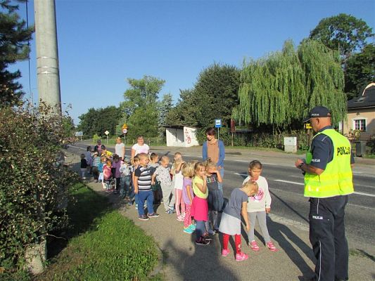 Grafika #7: 19.09.2018 Spotkanie z policjantem