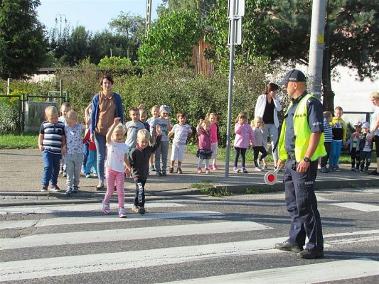 Grafika #12: 19.09.2018 Spotkanie z policjantem