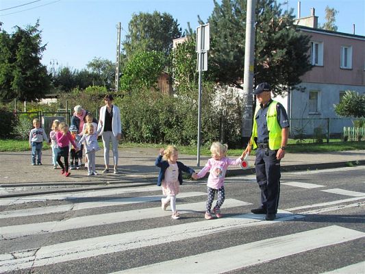 Grafika #17: 19.09.2018 Spotkanie z policjantem