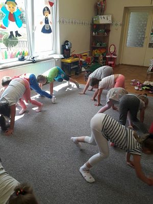 Grafika #4: Zakończenie zajęć kółka tanecznego "Tańczące Brzdące" w gr.II prowadzonych przez panią Annę Iwicką