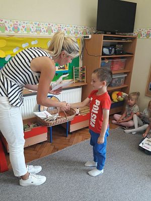 Grafika #21: Zakończenie zajęć kółka tanecznego "Tańczące Brzdące" w gr.II prowadzonych przez panią Annę Iwicką